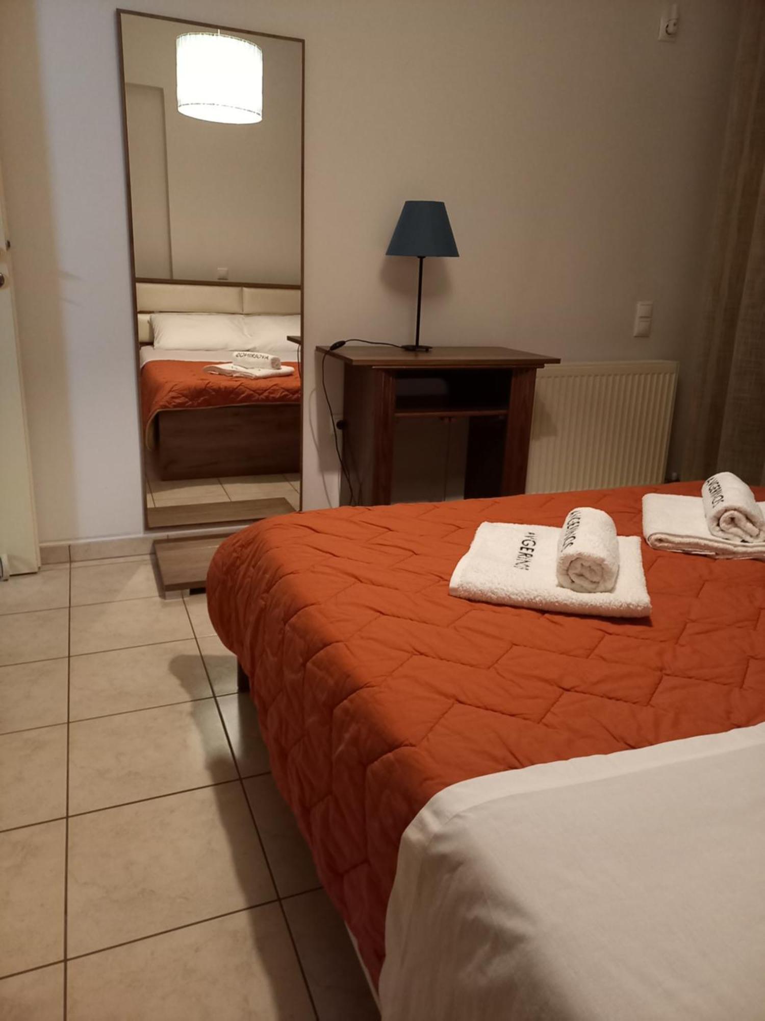 Apartamento A V G E R I N O S Atenas Exterior foto